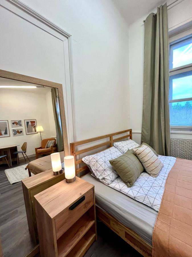 1 Bedroom Close To Palmovka Praga