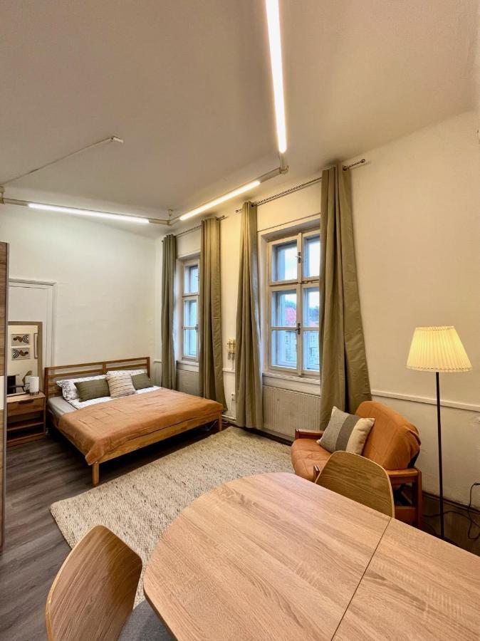 1 Bedroom Close To Palmovka * Praga
